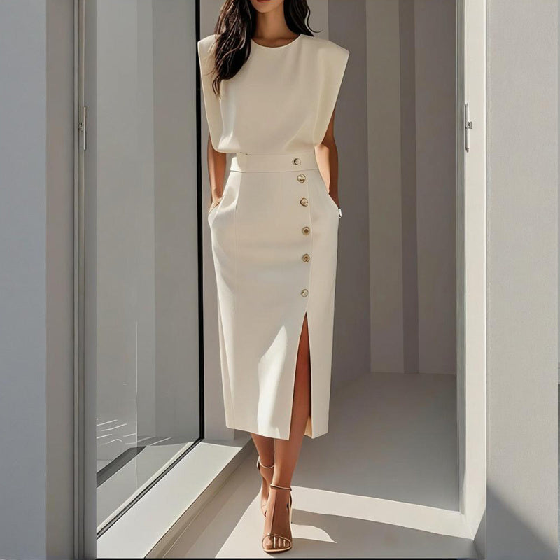 Women's Solid Color Round Neck Short Sleeve Dress With Side Slit, Button & Pockets - A-Line Cinched Waist Summer Casual Office Wear